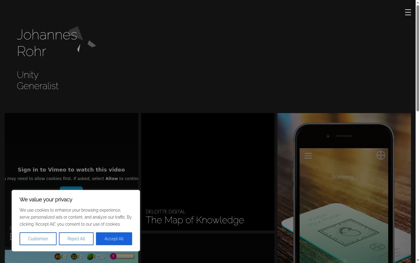 Screenshot of the consent banner shown before any interaction