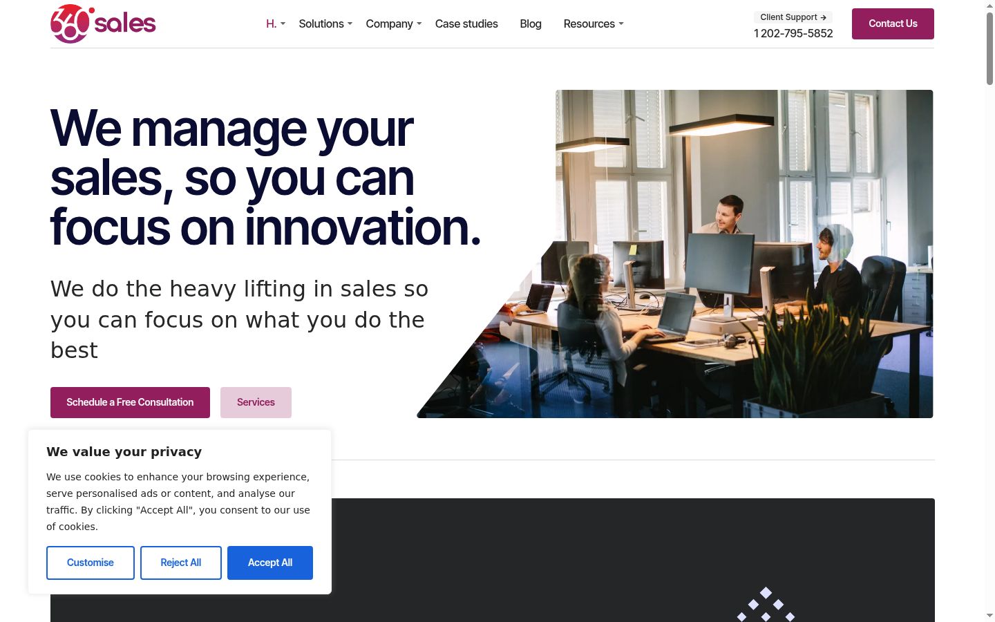 Screenshot of the consent banner shown before any interaction
