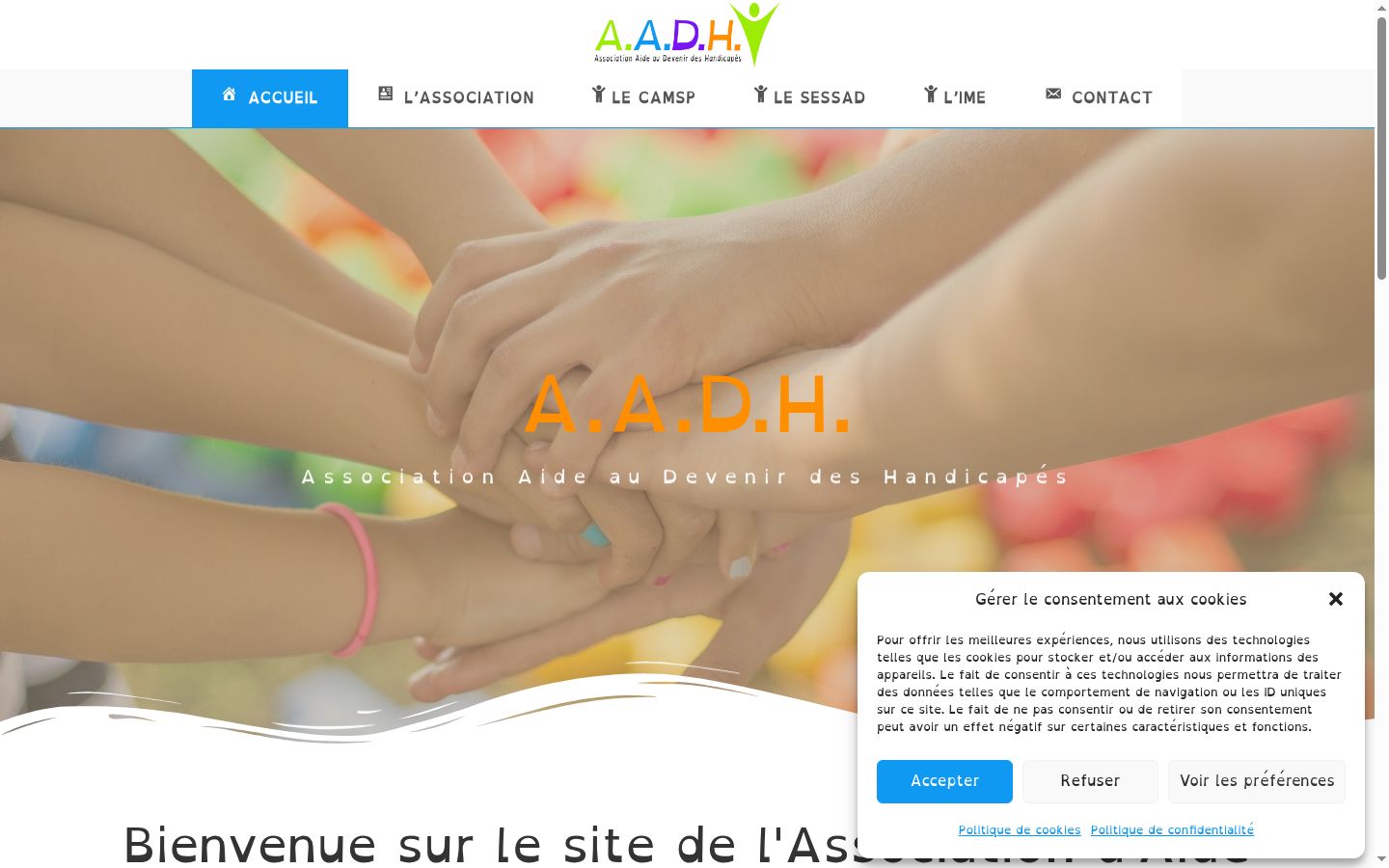 Captura de ecrã do banner de consentimento apresentado antes de qualquer interação