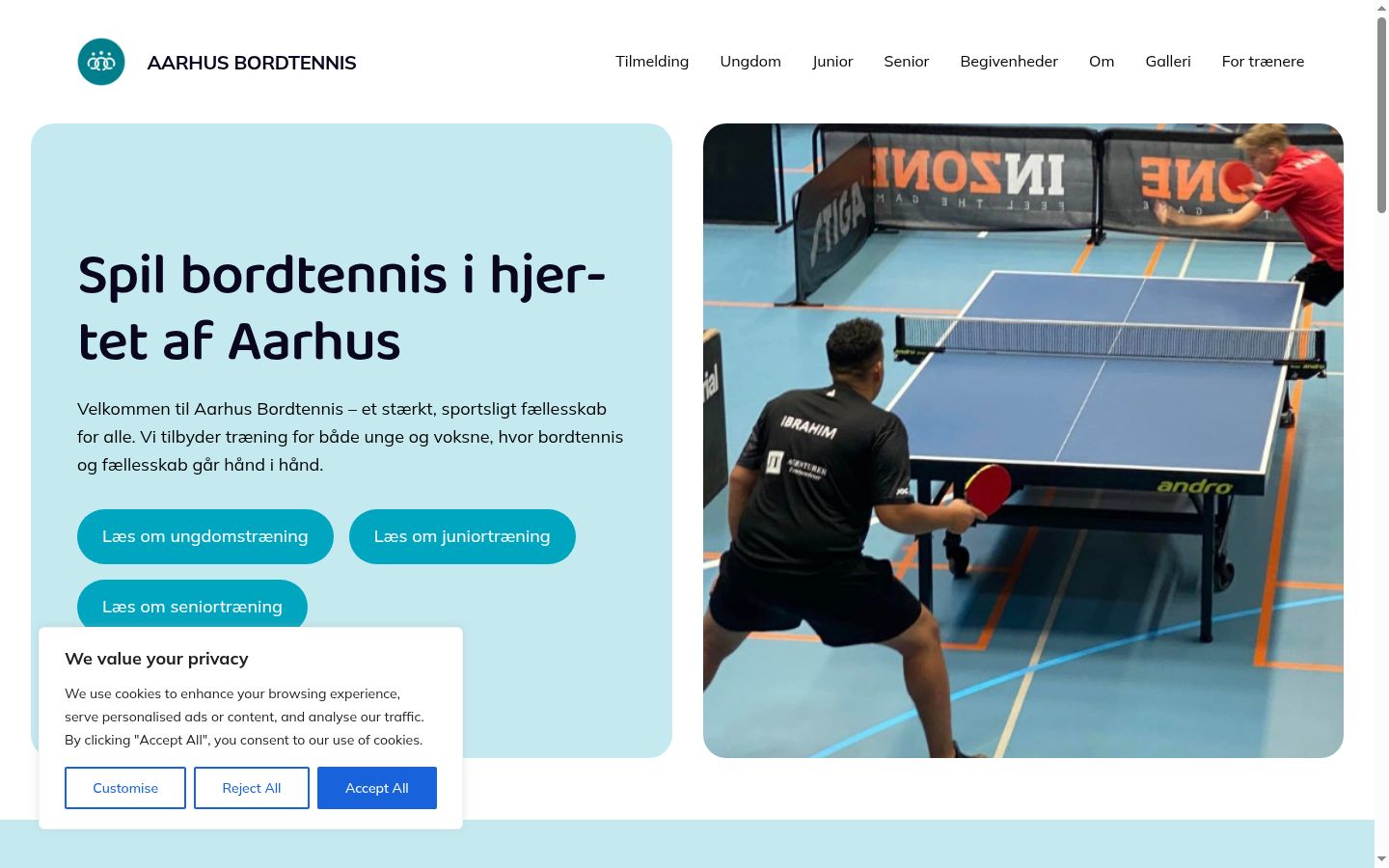 Captura de ecrã do banner de consentimento apresentado antes de qualquer interação