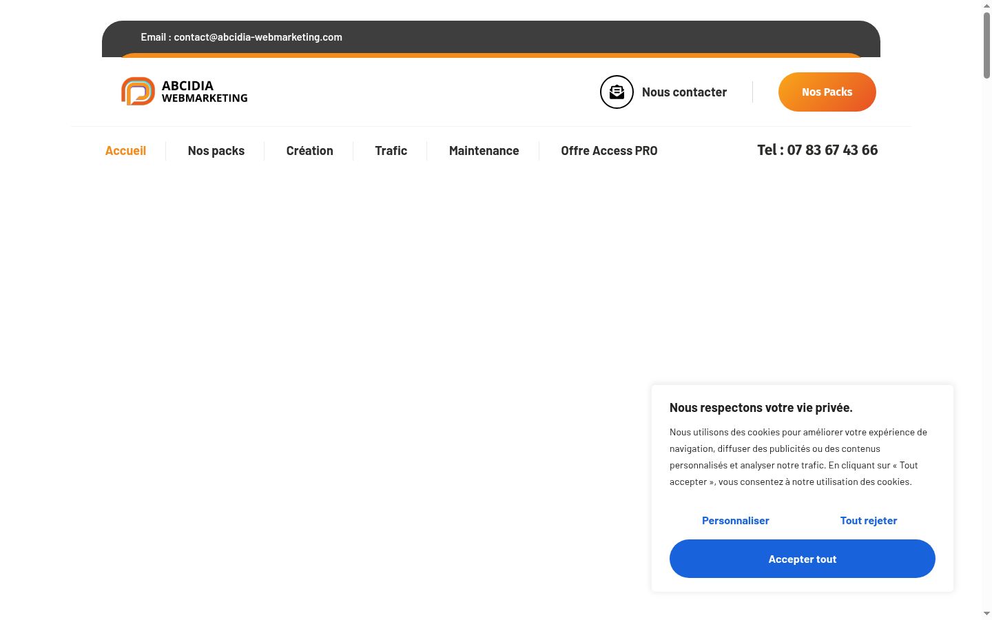 Captura de ecrã do banner de consentimento apresentado antes de qualquer interação