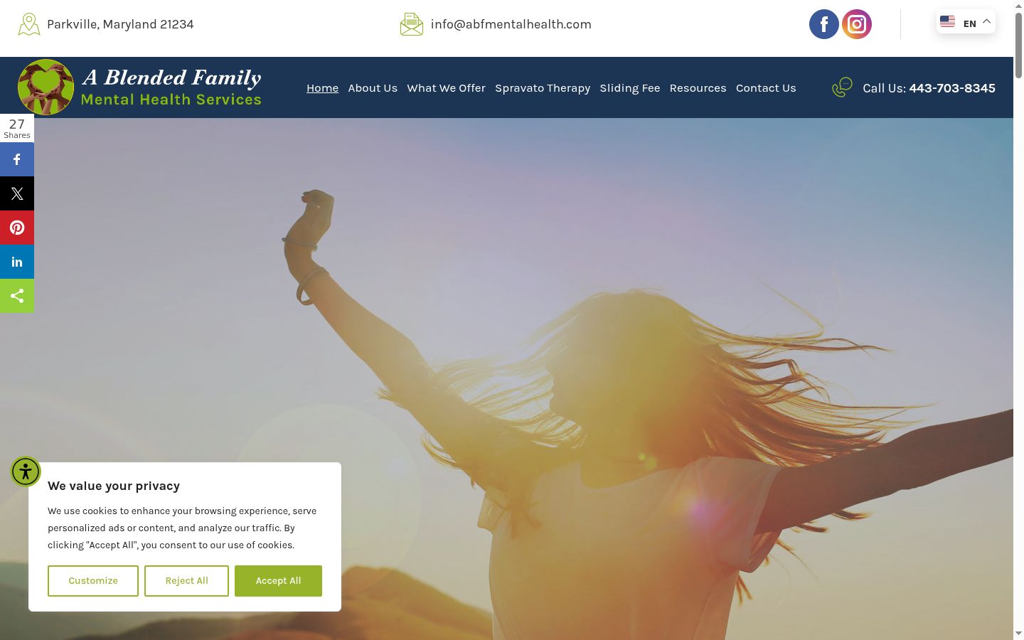 Screenshot of the consent banner shown before any interaction