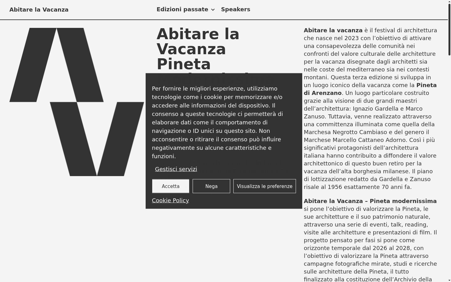 Captură de ecran a bannerului de consimțământ afișat înainte de orice interacțiune