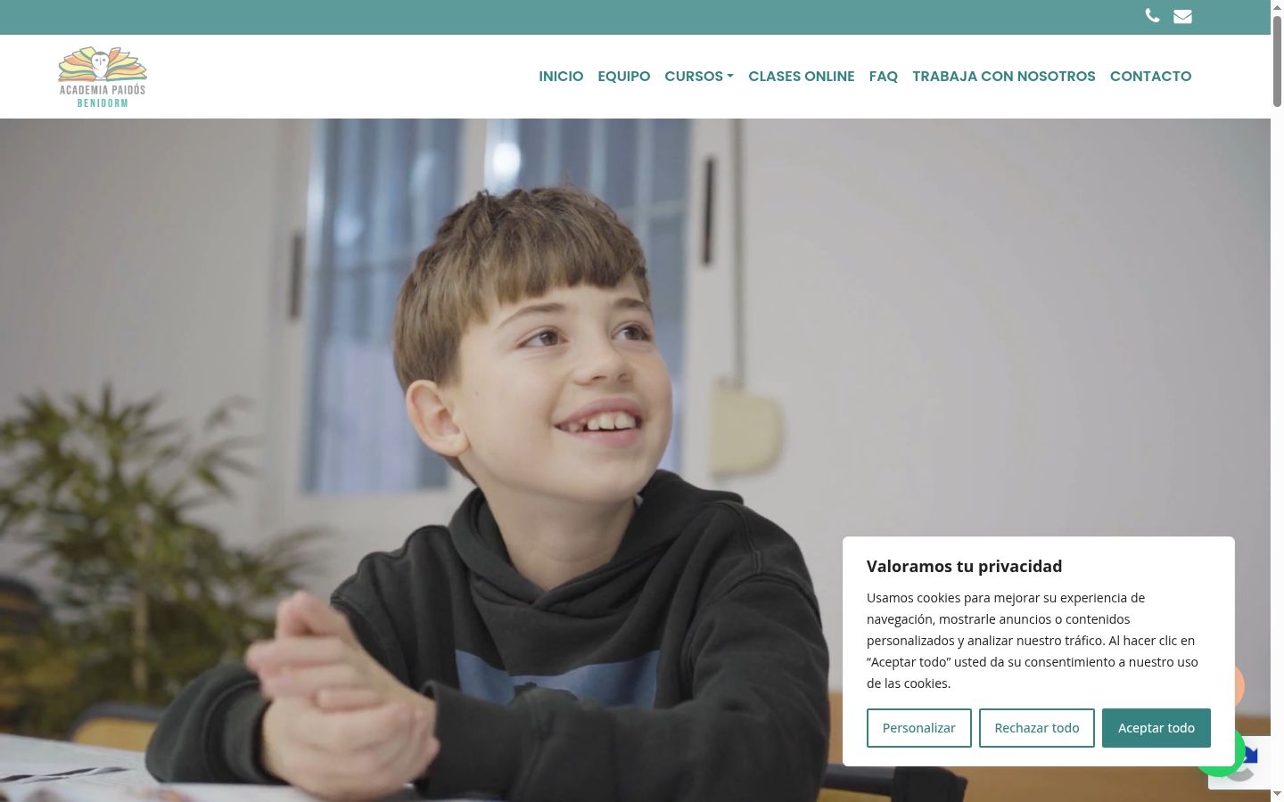 Captura de ecrã do banner de consentimento apresentado antes de qualquer interação