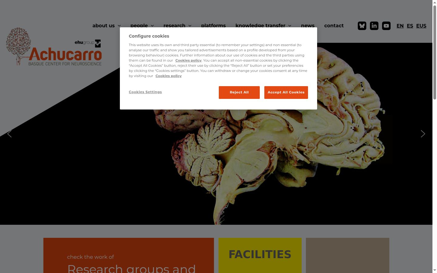 Screenshot del banner di consenso mostrato prima di qualsiasi interazione
