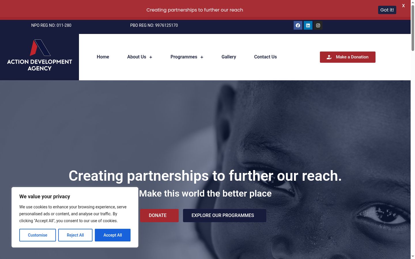Screenshot of the consent banner shown before any interaction