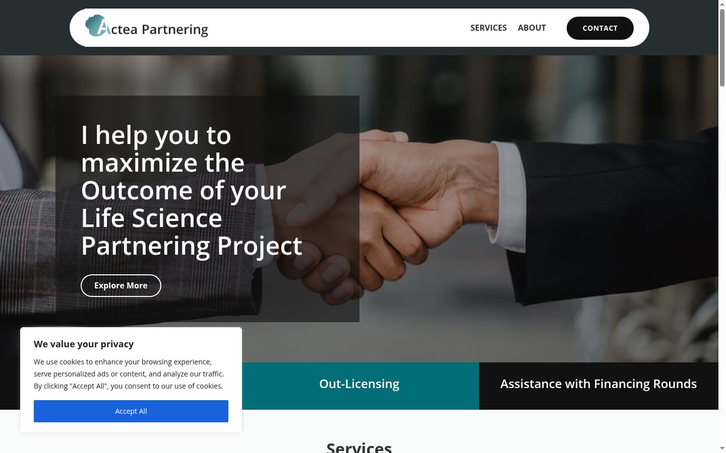 Screenshot of the consent banner shown before any interaction
