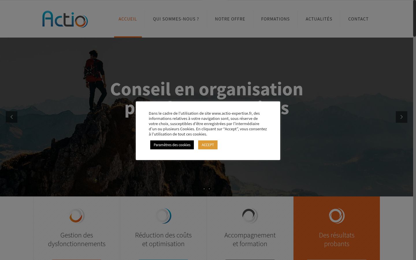 Screenshot of the consent banner shown before any interaction