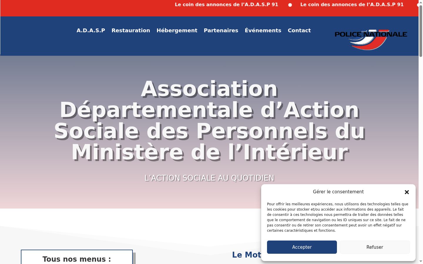 Screenshot of the consent banner shown before any interaction