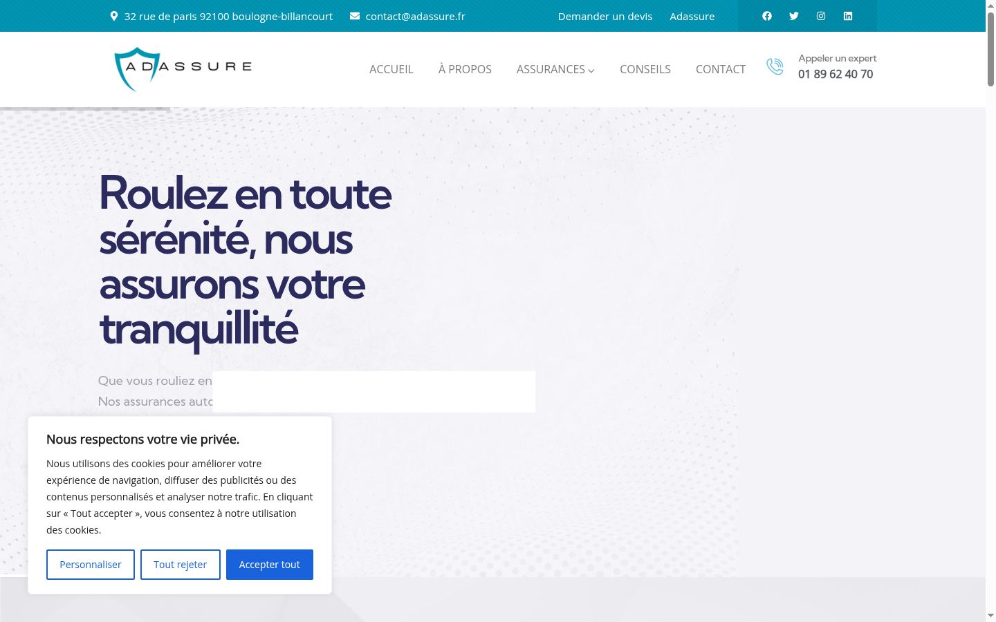 Screenshot of the consent banner shown before any interaction