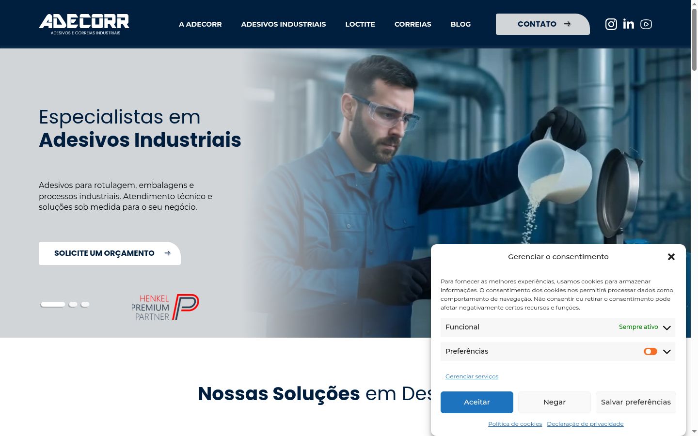 Captura de ecrã do banner de consentimento apresentado antes de qualquer interação