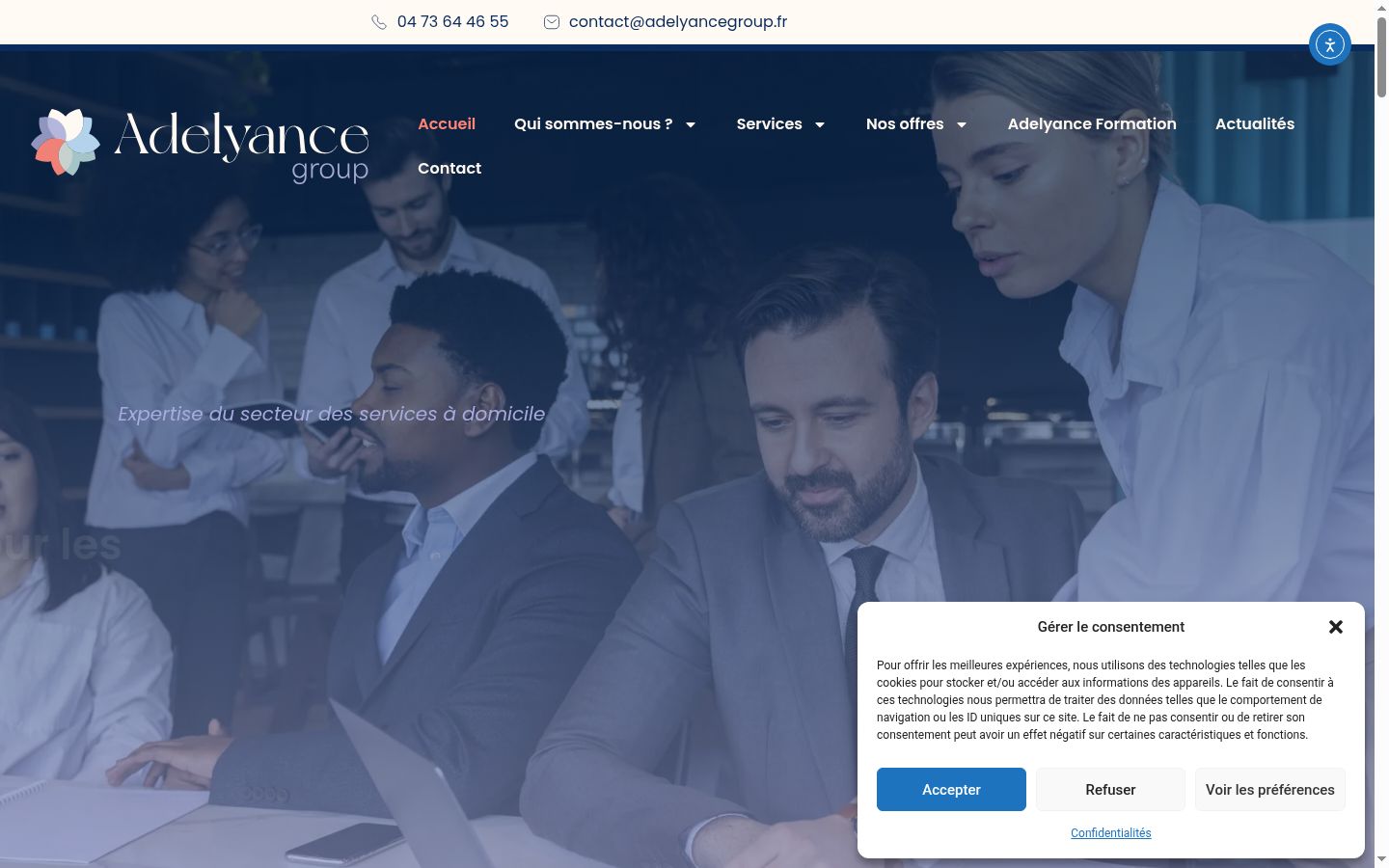 Captura de ecrã do banner de consentimento apresentado antes de qualquer interação