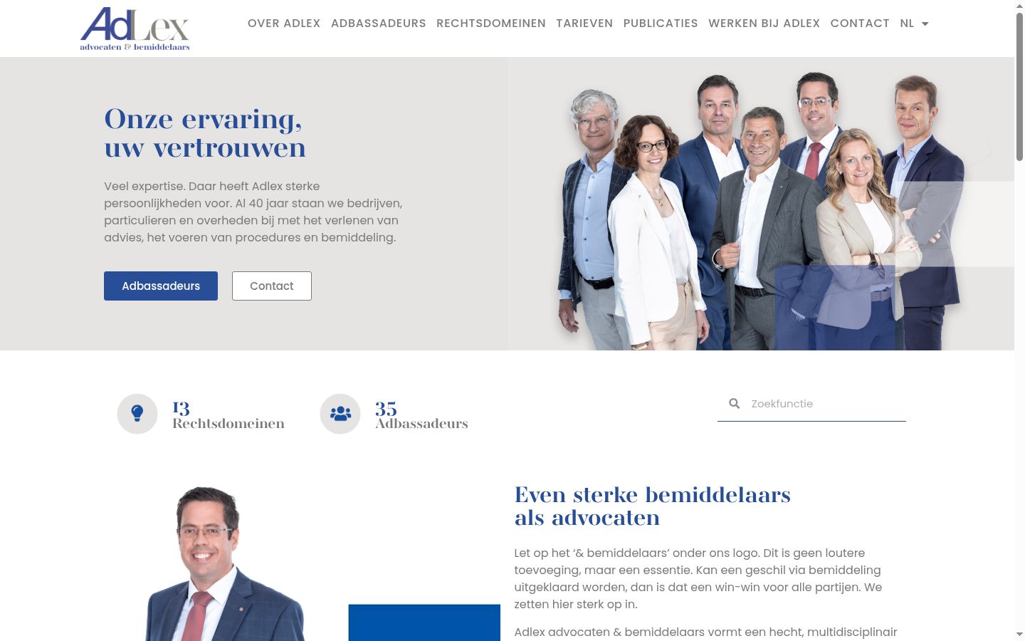 Captura de ecrã do banner de consentimento apresentado antes de qualquer interação