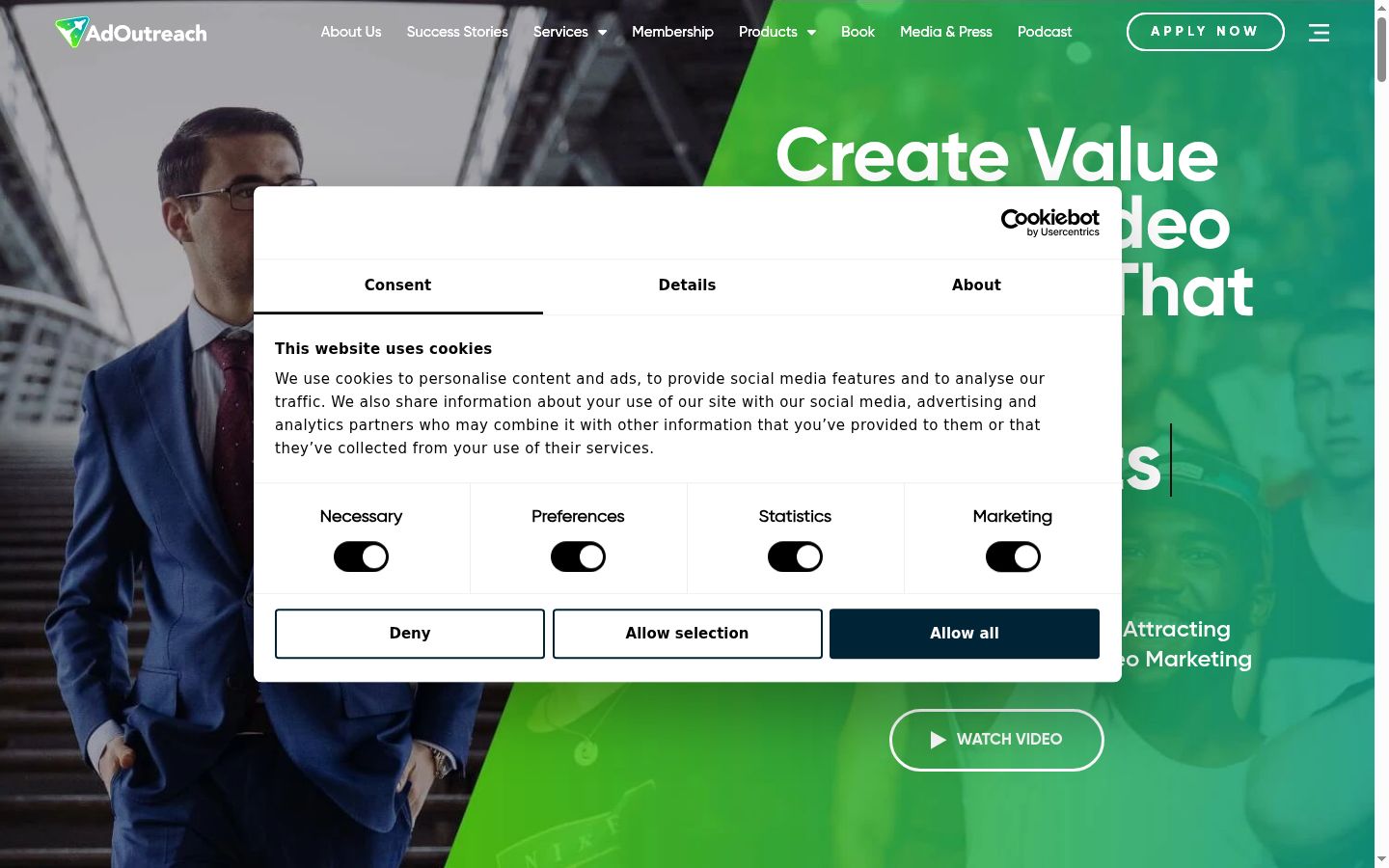 Screenshot of the consent banner shown before any interaction