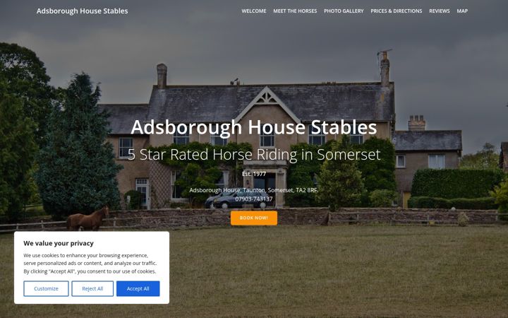 Screenshot of adsboroughhousestables.co.uk