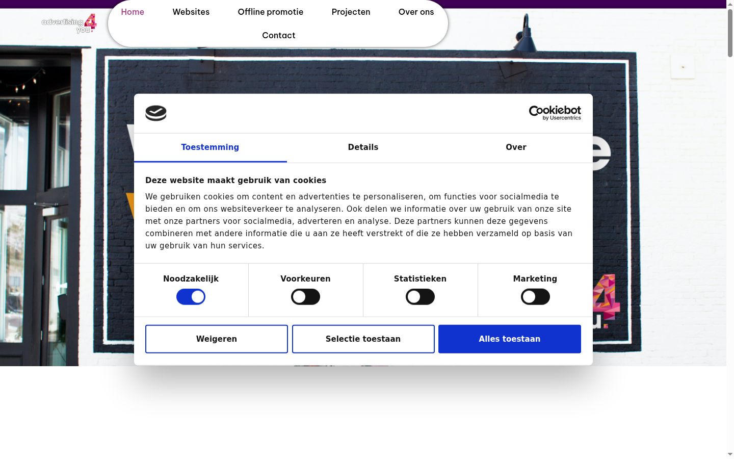 Captură de ecran a bannerului de consimțământ afișat înainte de orice interacțiune