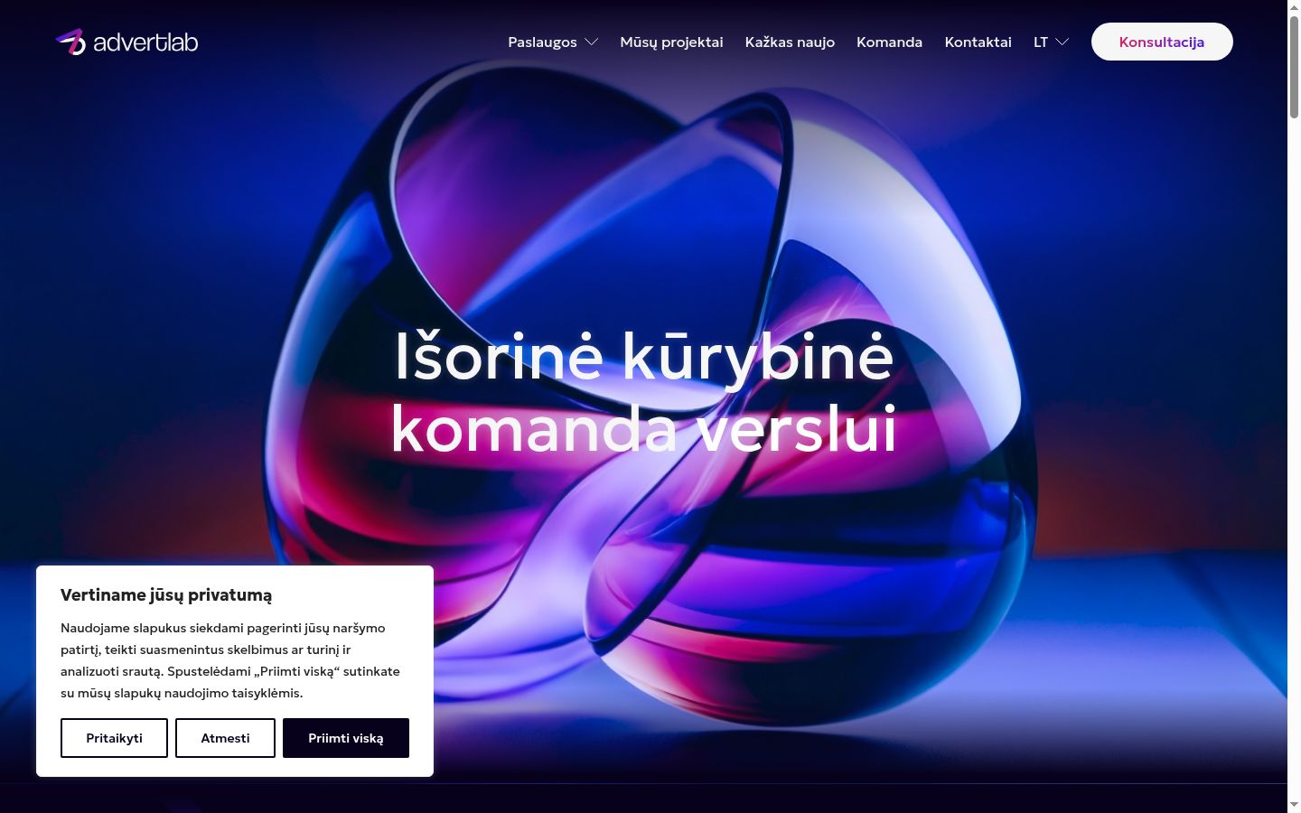 Screenshot of the consent banner shown before any interaction