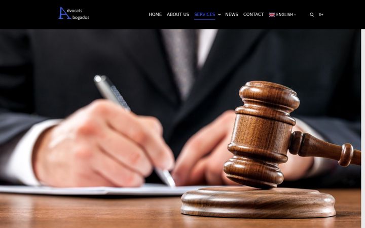 Captura de pantalla de advocatsabogados.es