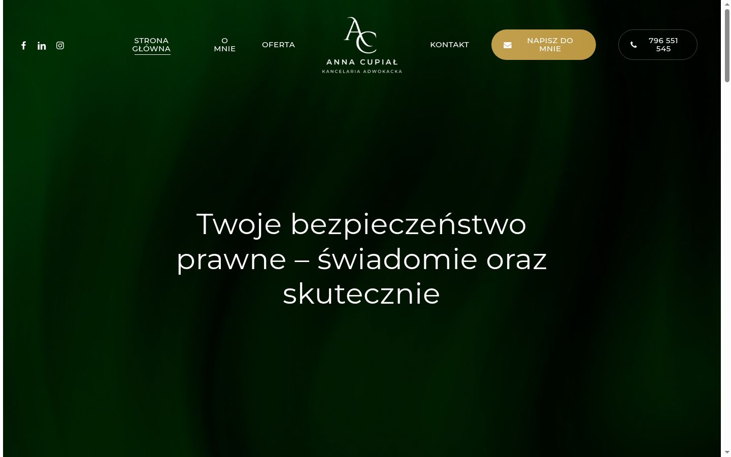 Captură de ecran a bannerului de consimțământ afișat înainte de orice interacțiune