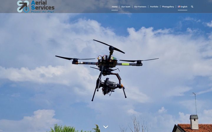 Snímek obrazovky aerialservices.it
