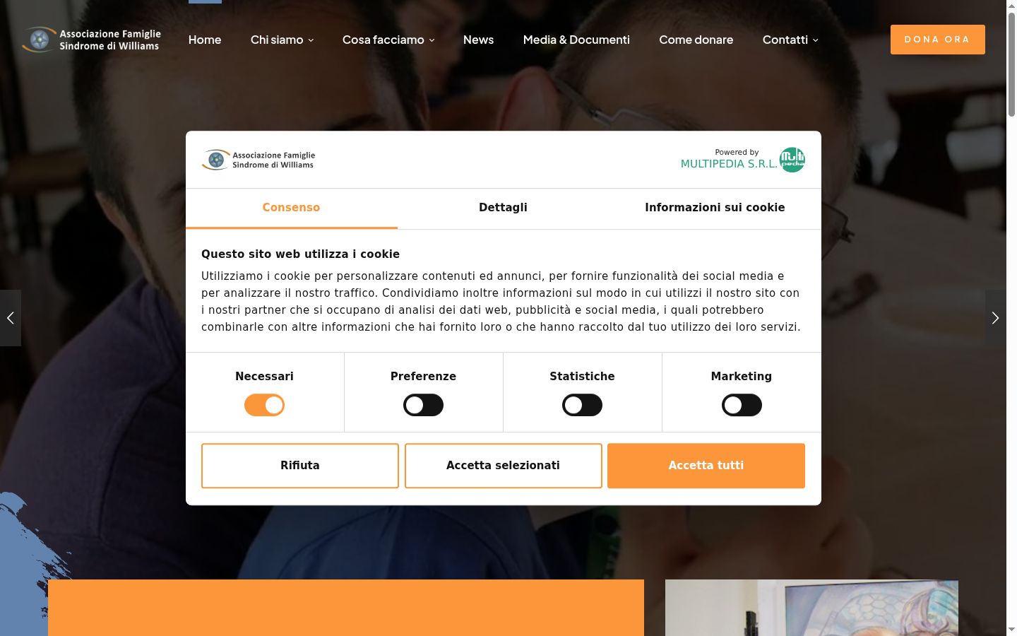 Screenshot del banner di consenso mostrato prima di qualsiasi interazione