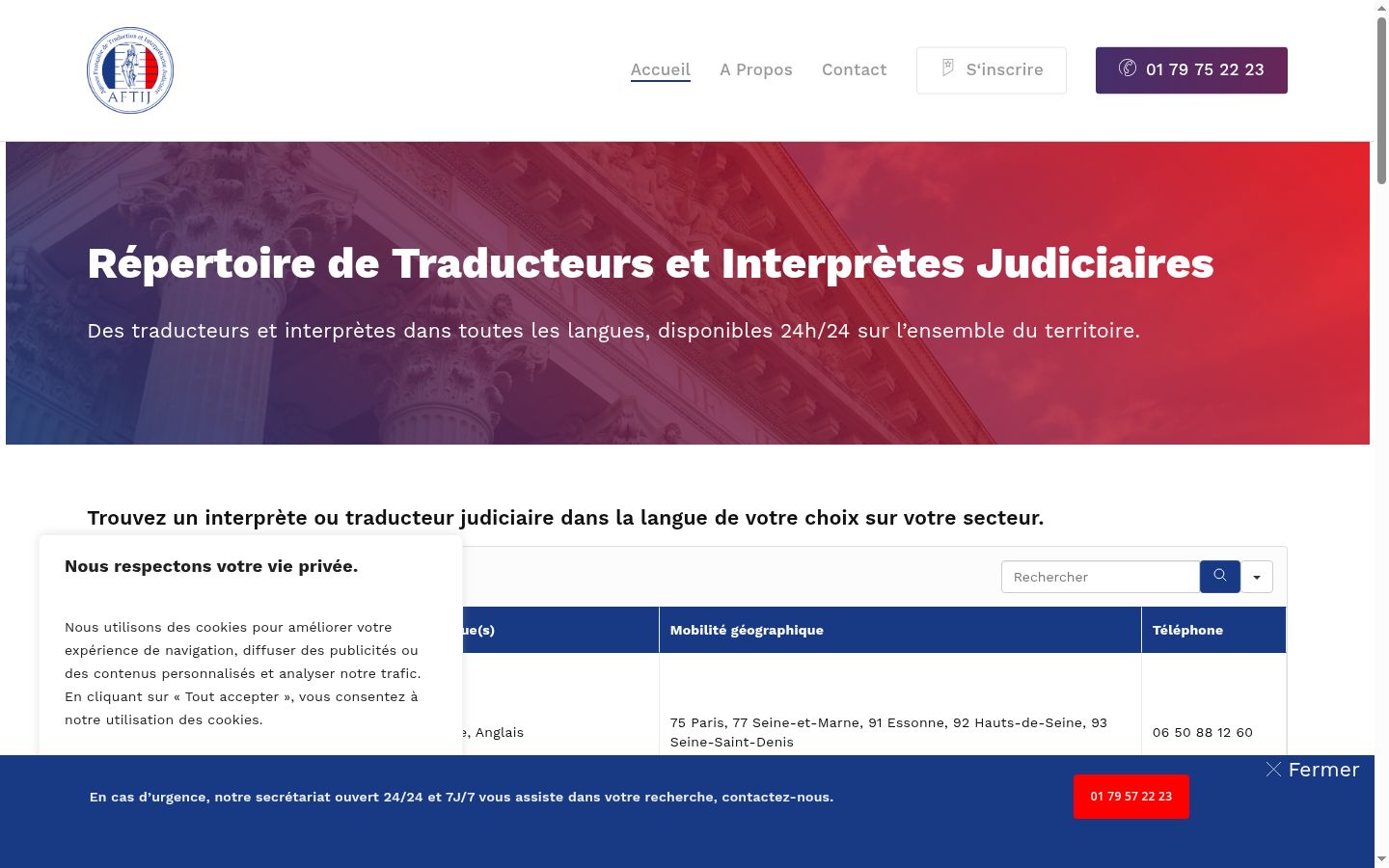 Captură de ecran a bannerului de consimțământ afișat înainte de orice interacțiune