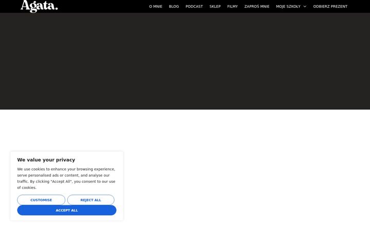 Screenshot of agatastrzyzewska.com