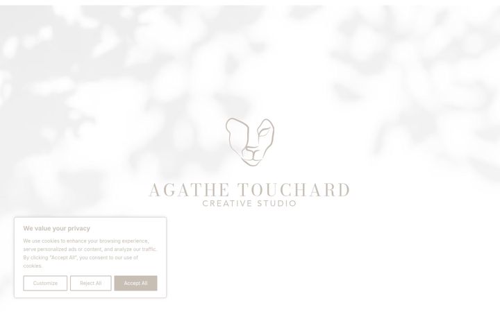 Screenshot of agathetouchard.com