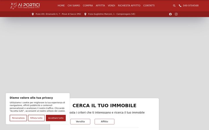 Screenshot of agenziaiportici.com