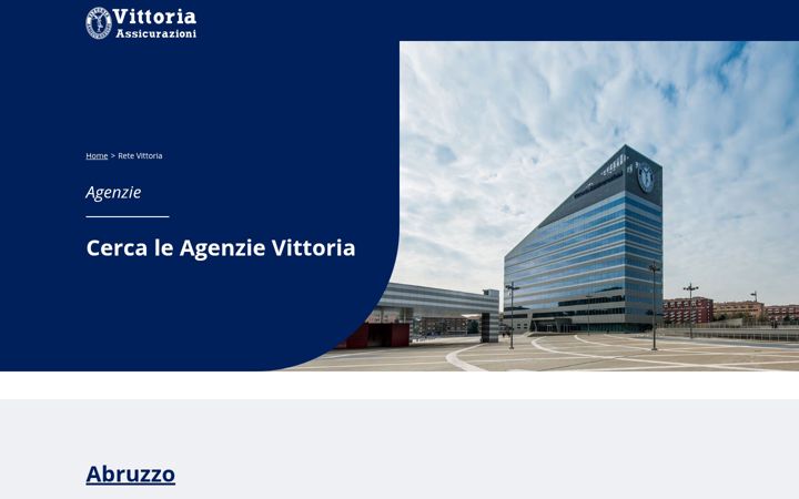 Screenshot of agenzievittoria.com