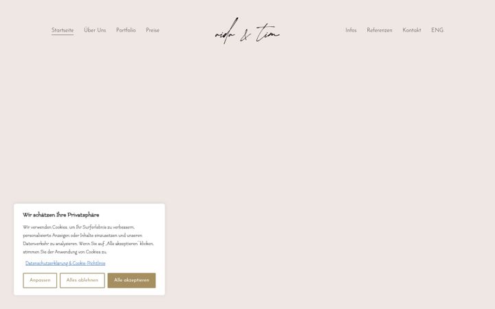Screenshot of aidaundtim.com