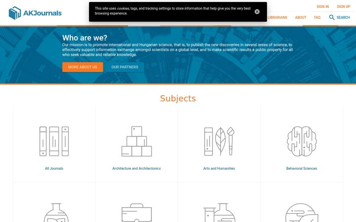 Captura de ecrã de akademiai.com
