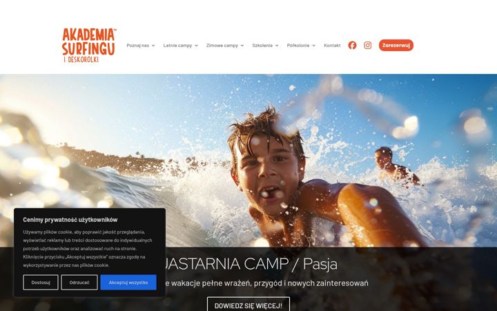 Captură de ecran a akademiasurfingu.pl