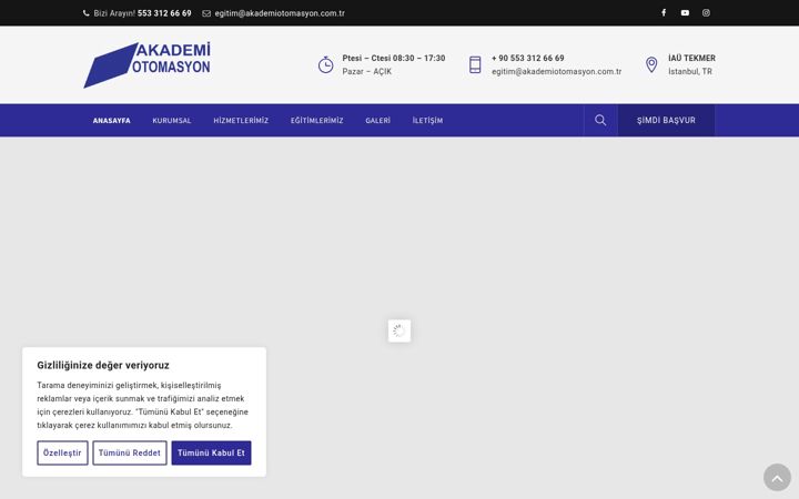 Screenshot of akademiotomasyon.com