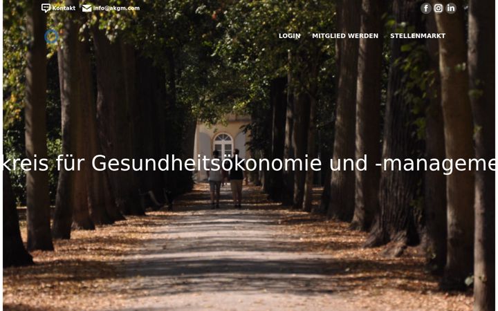 Skærmbillede af akgm.com