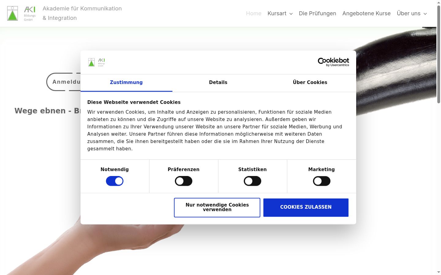 Zrzut ekranu banera zgody wyświetlanego przed jakąkolwiek interakcją