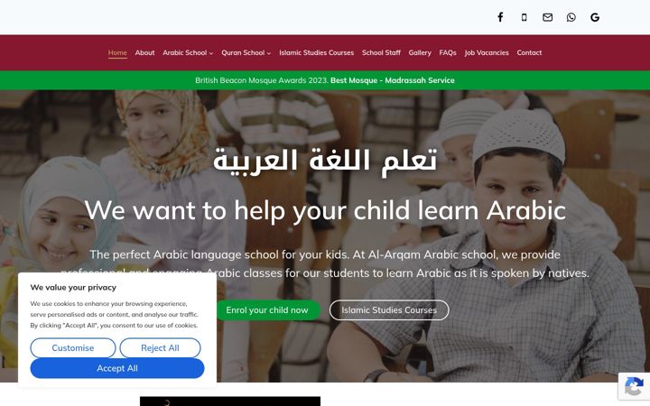 Screenshot of alarqamarabic.co.uk
