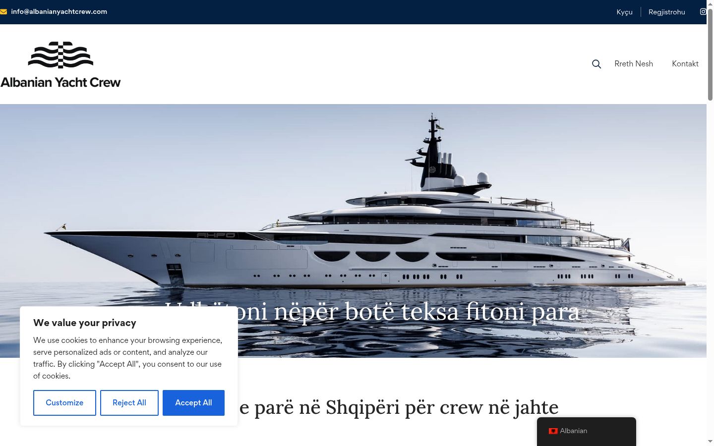Snímek obrazovky baneru souhlasu zobrazeného před jakoukoli interakcí