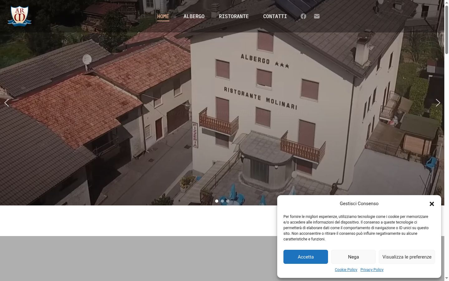 Snímek obrazovky baneru souhlasu zobrazeného před jakoukoli interakcí