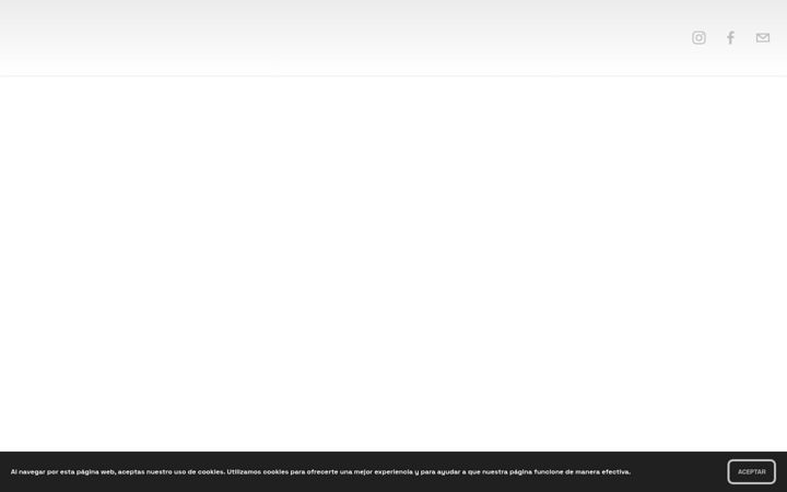 Screenshot of albertoquintana.net