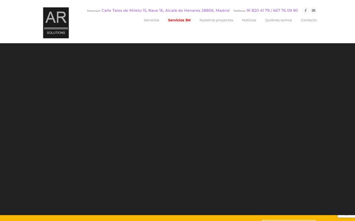 Screenshot of alcalarevestimientos.com