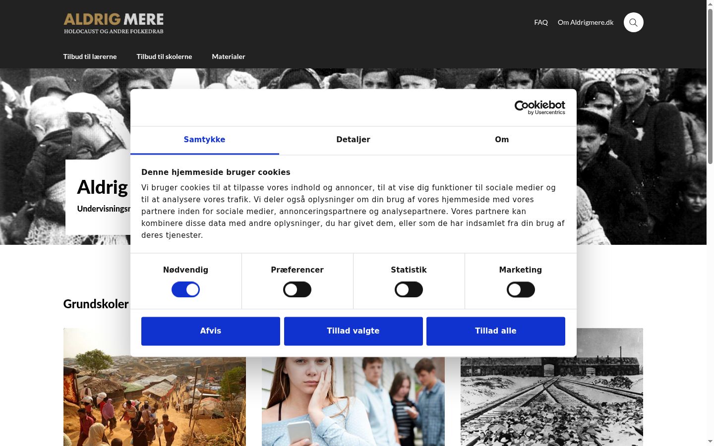 Screenshot of the consent banner shown before any interaction