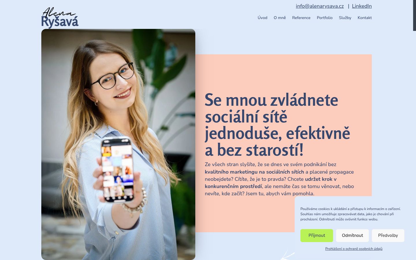 Captură de ecran a bannerului de consimțământ afișat înainte de orice interacțiune