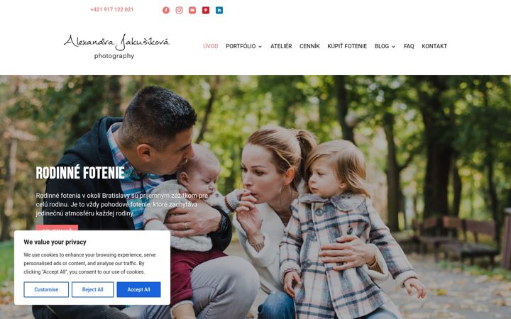 Screenshot ta' alexandrajakusikova.com