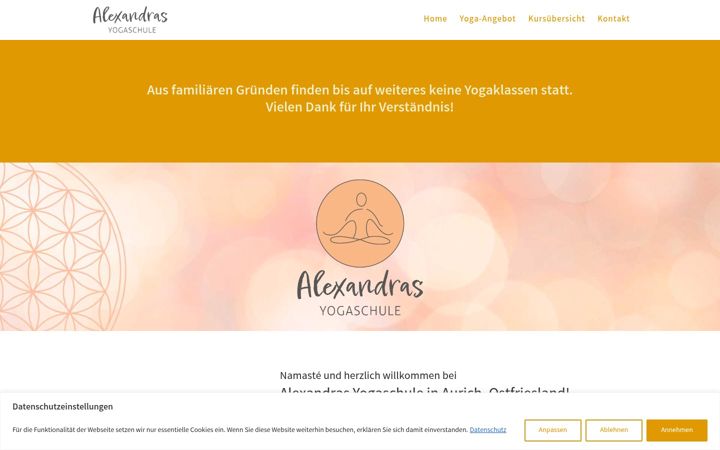 Screenshot of alexandras-yogaschule.de