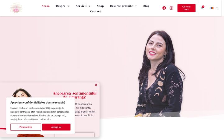 Screenshot of alexandratanasie.com