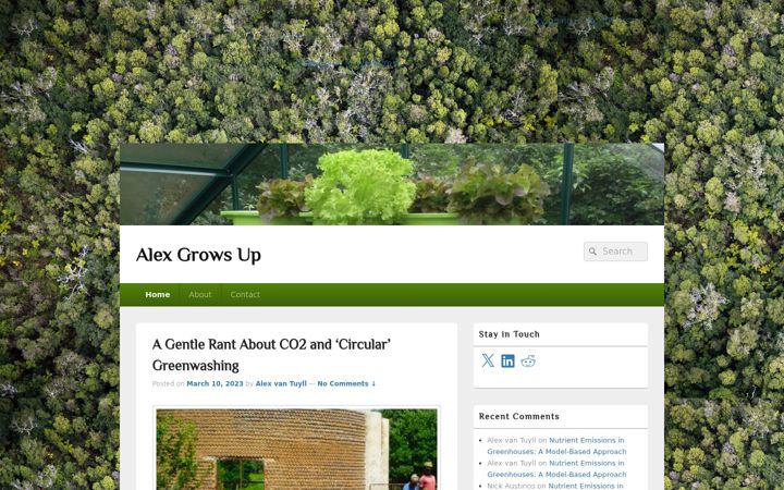 Screenshot of alexgrowsup.com