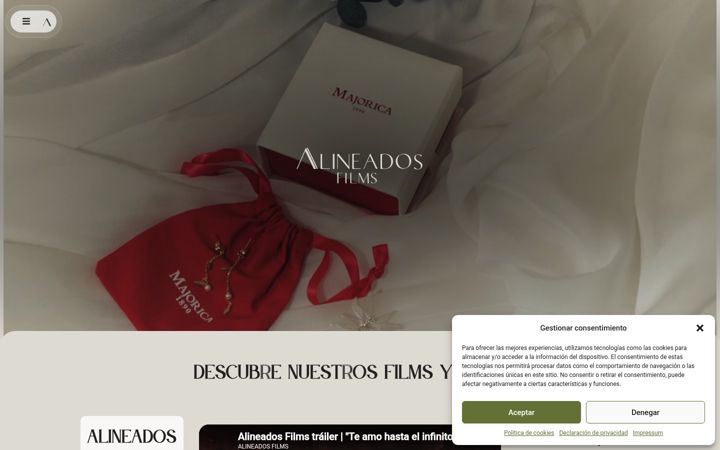 Screenshot of alineadosfilms.com