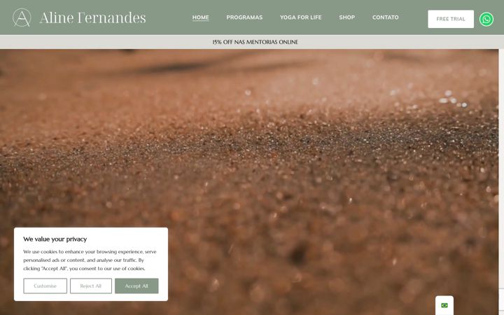 Screenshot von alinefernandesyogini.com