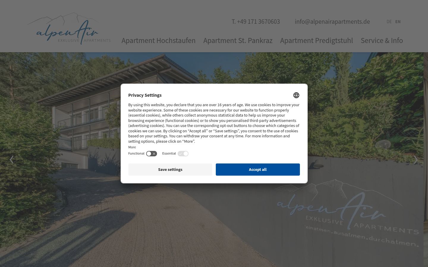 Screenshot of the consent banner shown before any interaction